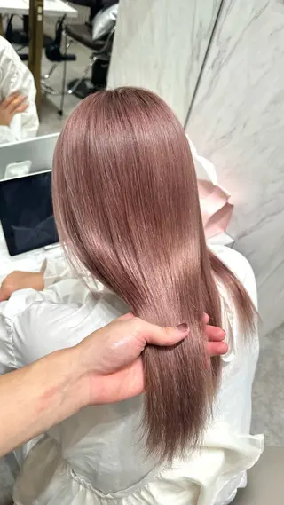 セミロング カラー ケアブリーチ 韓国レイヤーKYONのヘアスタイル