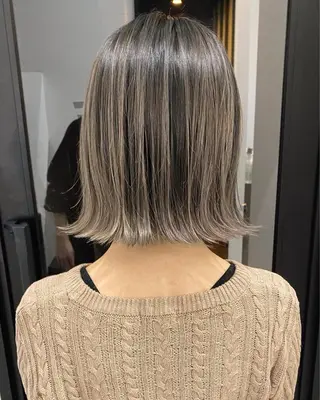 ショート ミルクティーハイトー ン💖Mikaのヘアスタイル