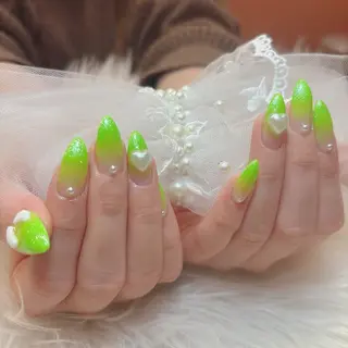 ネイル LIB VALLA Yuri🍭🖤のネイルデザイン