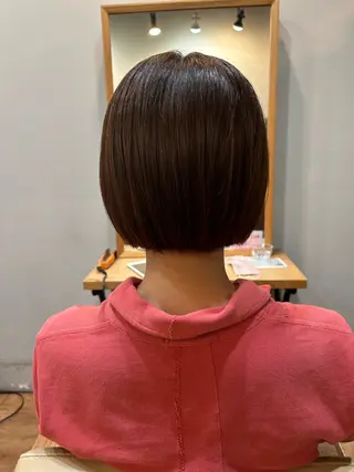 ショート カラー あずま みゆのヘアスタイル