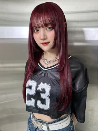 ロング カラー SALOWIN三軒茶屋店所属・🇰🇷韓国レイヤー の神様🇰🇷のヘアスタイル