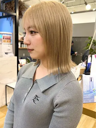 ミディアム 田中 優菜のヘアスタイル