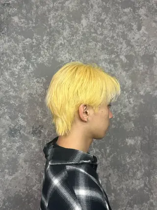 カラー メンズ ブリーチカラー💙 𝗠𝗜𝗞𝗨のヘアスタイル