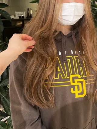 ロング カラー 本田 聖のヘアスタイル