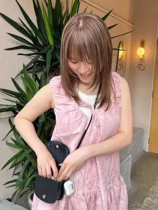 ミディアム カラー iru所属・mi kiのヘアスタイル