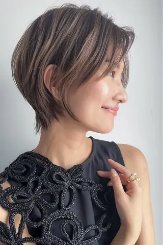 ショート フラミューム 伊勢崎のヘアスタイル