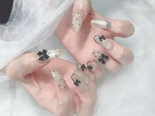 ネイル 廣田 莉那のネイルデザイン