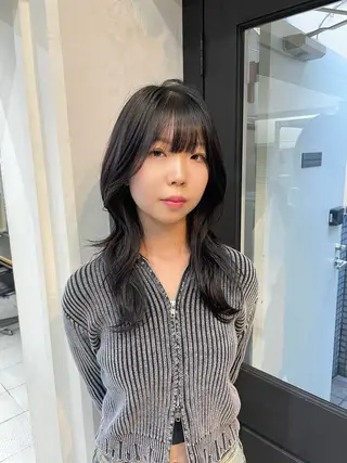 セミロング yu-kaハッシュ カット/韓国レイヤーのヘアスタイル