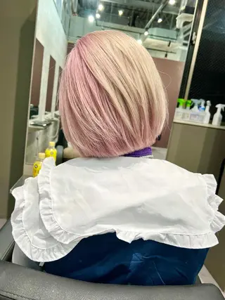 ショート カラー Via officialのヘアスタイル