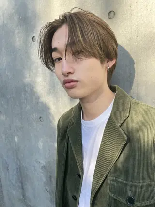 メンズ 柔らかブラウン/顔周 りレイヤー♡ユウシのヘアスタイル