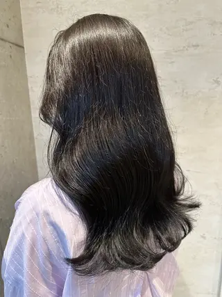 ロング カラー 女性に人気♪ はやしほのかのヘアスタイル