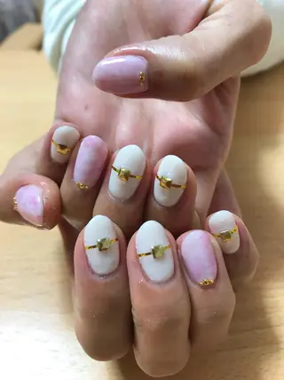 ネイル A nail所属・鈴木 茜のネイルデザイン