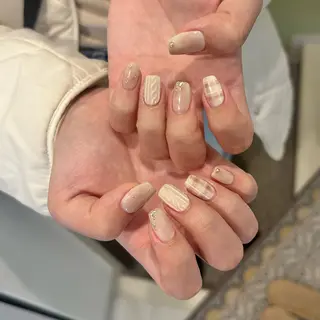 ネイル ⠀ loggy.のネイルデザイン