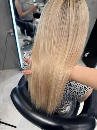 ミディアム カラー 艶カラー♡クール トレンドヘア♡アユミのヘアスタイル