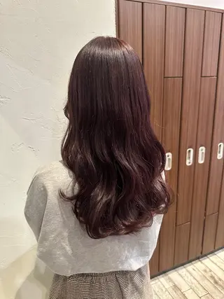 ロング カラー Aura所属・丸山 心 / 艶カラーのヘアスタイル