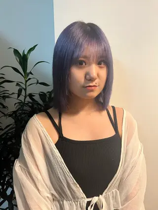 ミディアム 愛瑠奈 erunaのヘアスタイル