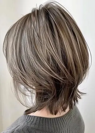 ミディアム カラー ハイライトデザイン 特化/表参道/みづきのヘアスタイル