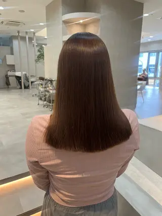 セミロング 関 琴美のヘアスタイル