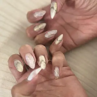 ネイル es nailのネイルデザイン