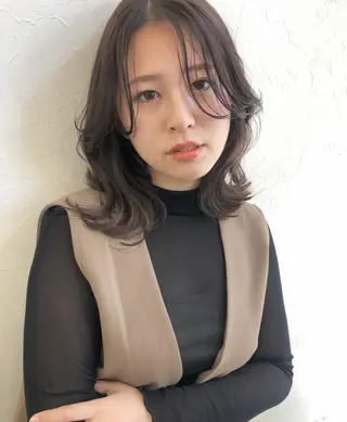 セミロング カラー nakahara madokaのヘアスタイル