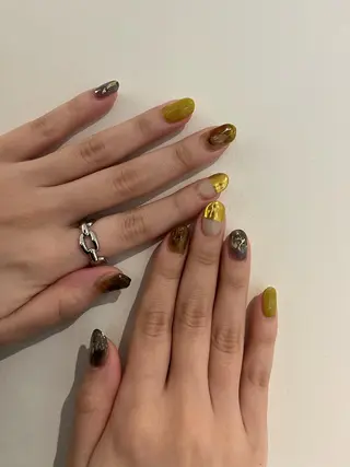 ネイル une／YUKINA 🫧大人nuanceのネイルデザイン