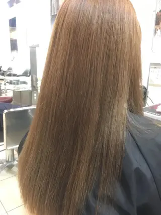 ロング カラー 斎藤 みくのヘアスタイル