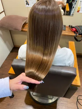 セミロング LandS barber &beauty所属・髪質改善特化 長澤友哉のヘアスタイル