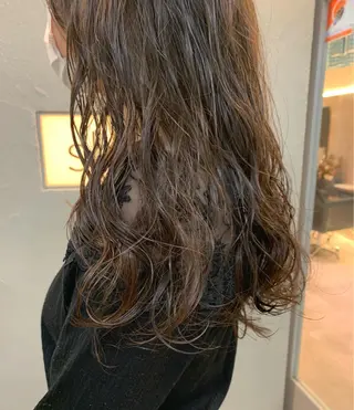 ロング パーマ 🫧韓国ヘア 透明感 カラー🫧福田 楓のヘアスタイル