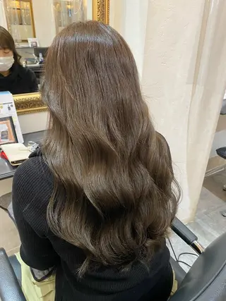 ロング カラー newi saLyu 今井海斗のヘアスタイル