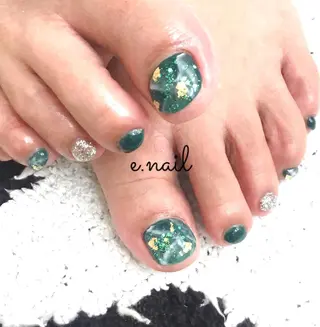 ネイル e.nail所属・和賀井 恵理のネイルデザイン