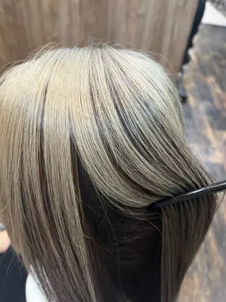 ロング 透明感カラー🫧縮毛 矯正🪽izumiのヘアスタイル
