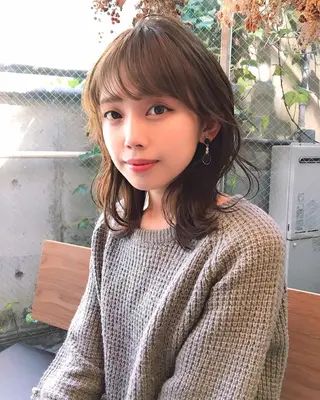 ミディアム シンプル+αな デザインを 松崎陸のヘアスタイル