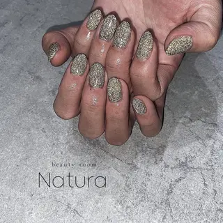 ネイル マツエク・マツパ アイブロウ beautyroom Naturaのネイルデザイン