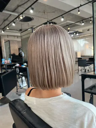 ショート カラー TIDE HAIR 高槻店所属・TIDEHAIR. IKUのヘアスタイル