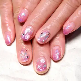 ネイル 山田 麻衣のネイルデザイン