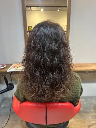 ロング パーマ FBeauty 青山店所属・パーマ特化美容師 表参道のヘアスタイル