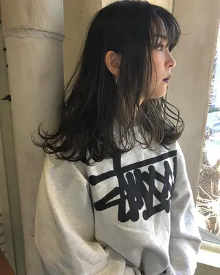 セミロング カラー せこぐち まいのヘアスタイル