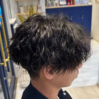 ショート パーマ メンズ 吉田 新平のヘアスタイル