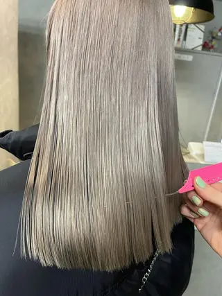 ミディアム カラー Haru/THREE …by velvetのヘアスタイル