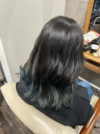 カラー 今野 詩音のヘアスタイル