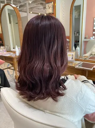 セミロング カラー ヘアアレンジ 山﨑 まなかのヘアスタイル