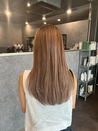 ロング ink yukariのヘアスタイル