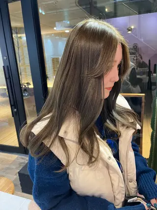 ロング カラー 艶感透明感カラー🤍 hinaのヘアスタイル