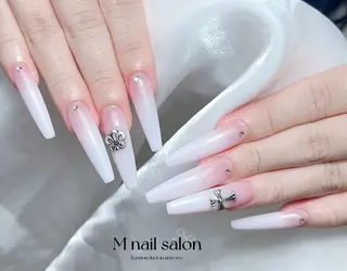 ネイル M🌷nail 長さだし専門店のネイルデザイン