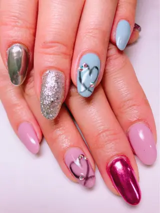 ネイル bijou所属・相馬 礼菜のネイルデザイン