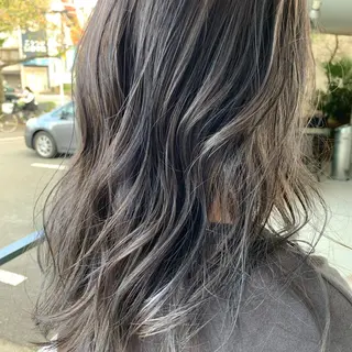 セミロング カラー 福田 真佑のヘアスタイル