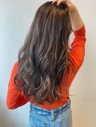 ロング カラー ヘアアレンジ マツエク・マツパ beautyessence都立大学所属・豊田 晴香のマツエク・マツパデザイン