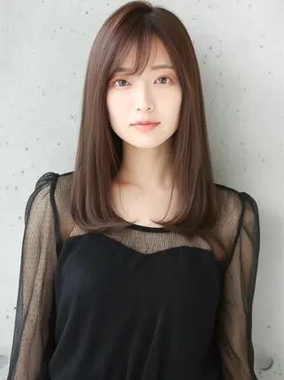 セミロング 岡田 遥希のヘアスタイル