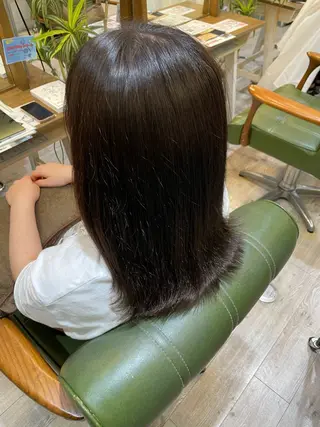 カラー 大鶴 紗也のヘアスタイル