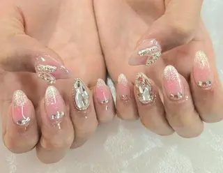 ネイル 河野ちえ (雑誌掲載サロン)のネイルデザイン